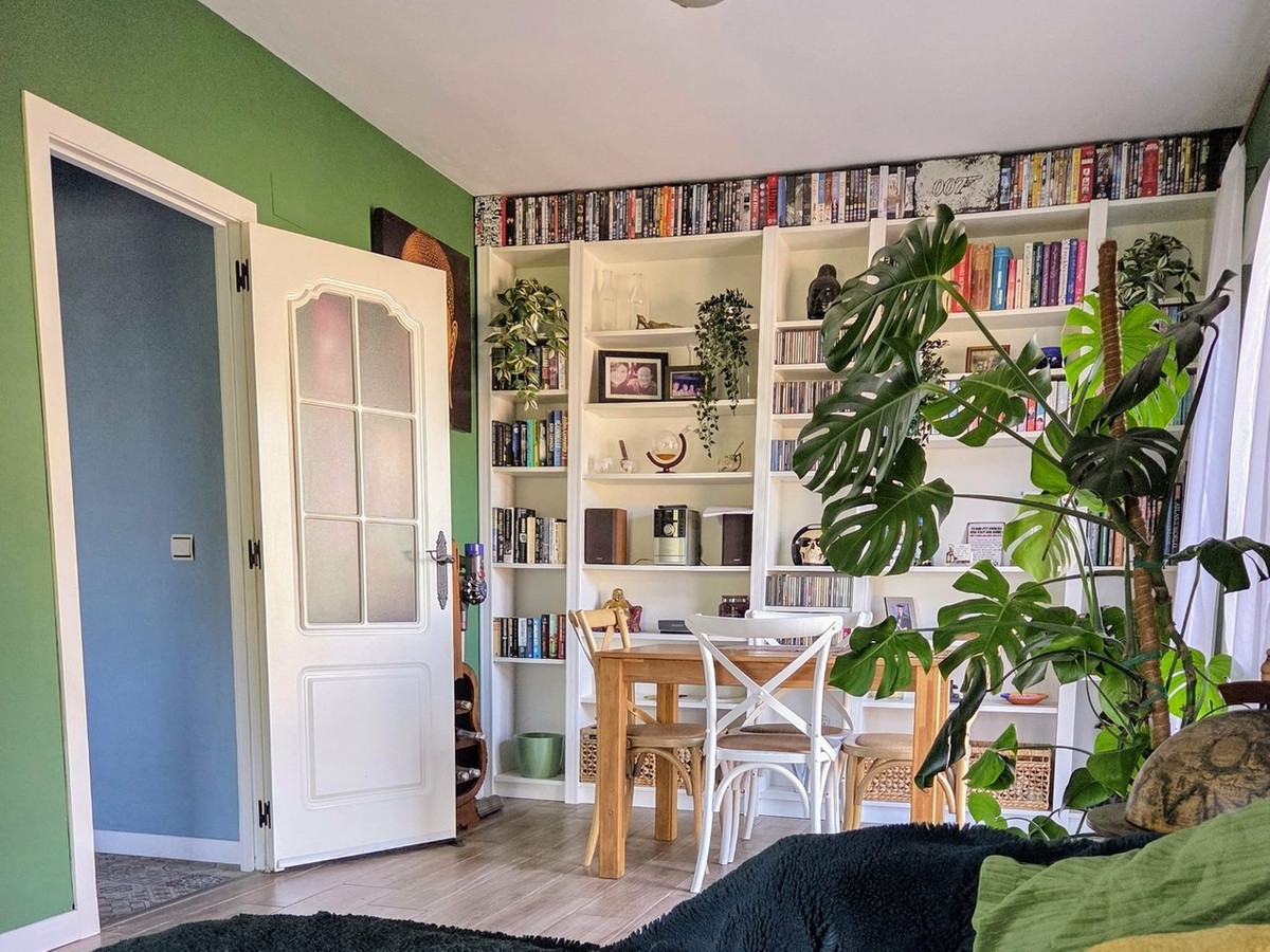Se vende Apartamento Planta Media de 2 dormitorios en Costa Del Sol, Málaga, España