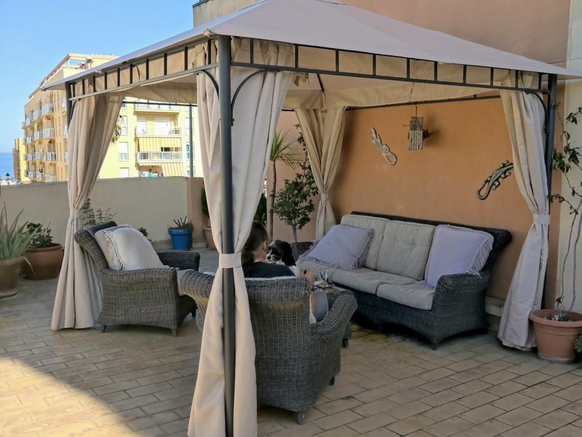Se vende Apartamento Planta Media de 2 dormitorios en Costa Del Sol, Málaga, España