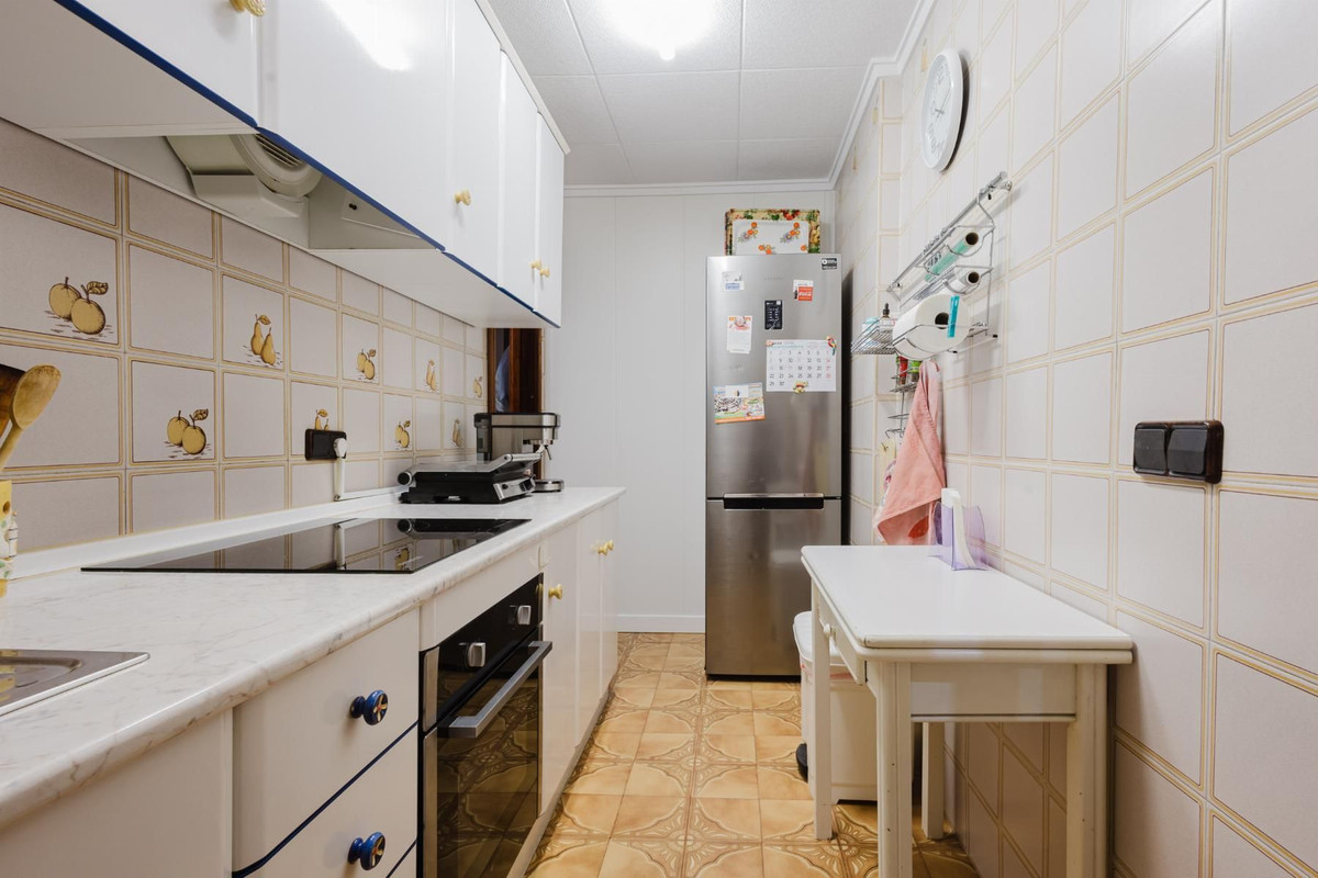 3 Bed Apartment for sale in Torrevieja Costa Blanca, Alicante, Spain