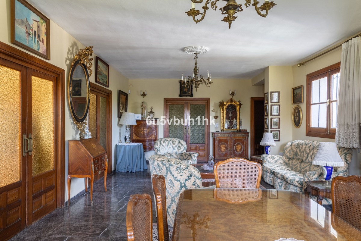 6 Bed Townhouse for sale in Málaga Costa Del Sol, Málaga, Spain