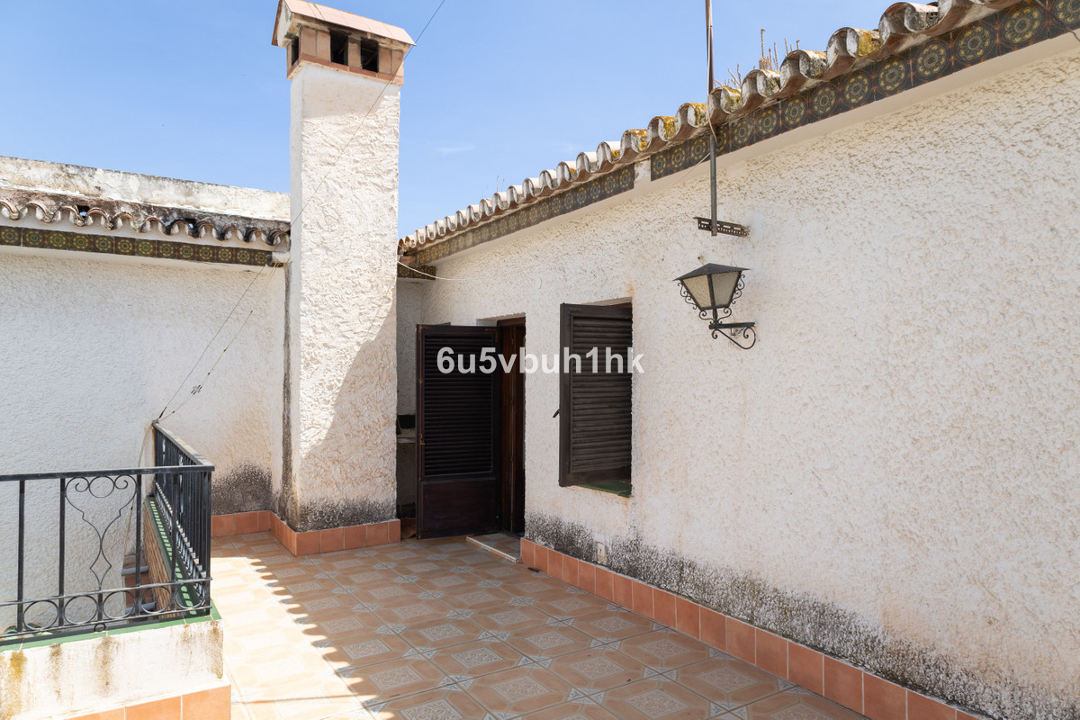 6 Bed Townhouse for sale in Málaga Costa Del Sol, Málaga, Spain