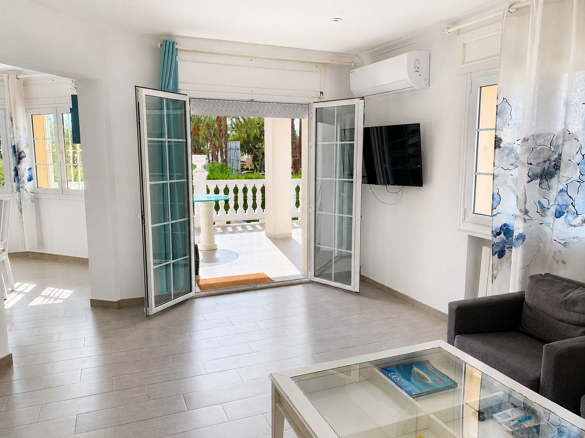 4 Bed Townhouse for sale in La Zenia Costa Blanca, Alicante, Spain
