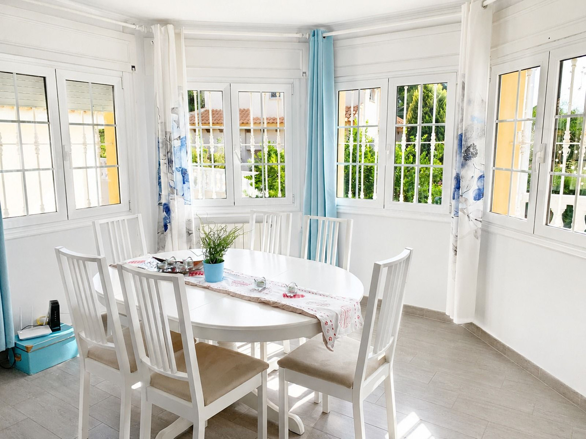 4 Bed Townhouse for sale in La Zenia Costa Blanca, Alicante, Spain