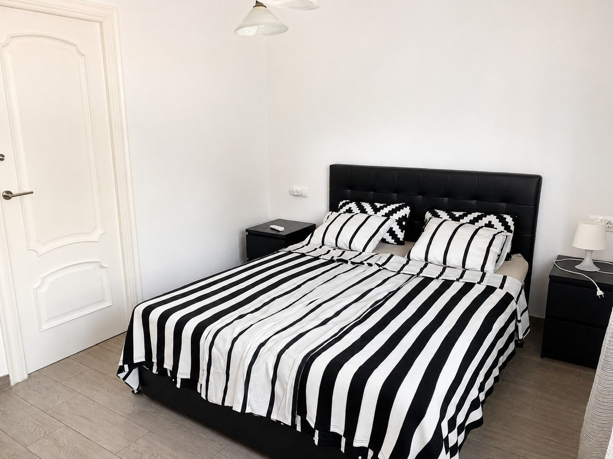 4 Bed Townhouse for sale in La Zenia Costa Blanca, Alicante, Spain