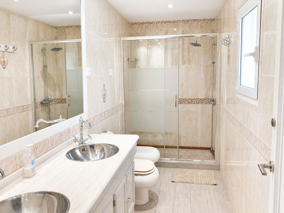 4 Bed Townhouse for sale in La Zenia Costa Blanca, Alicante, Spain