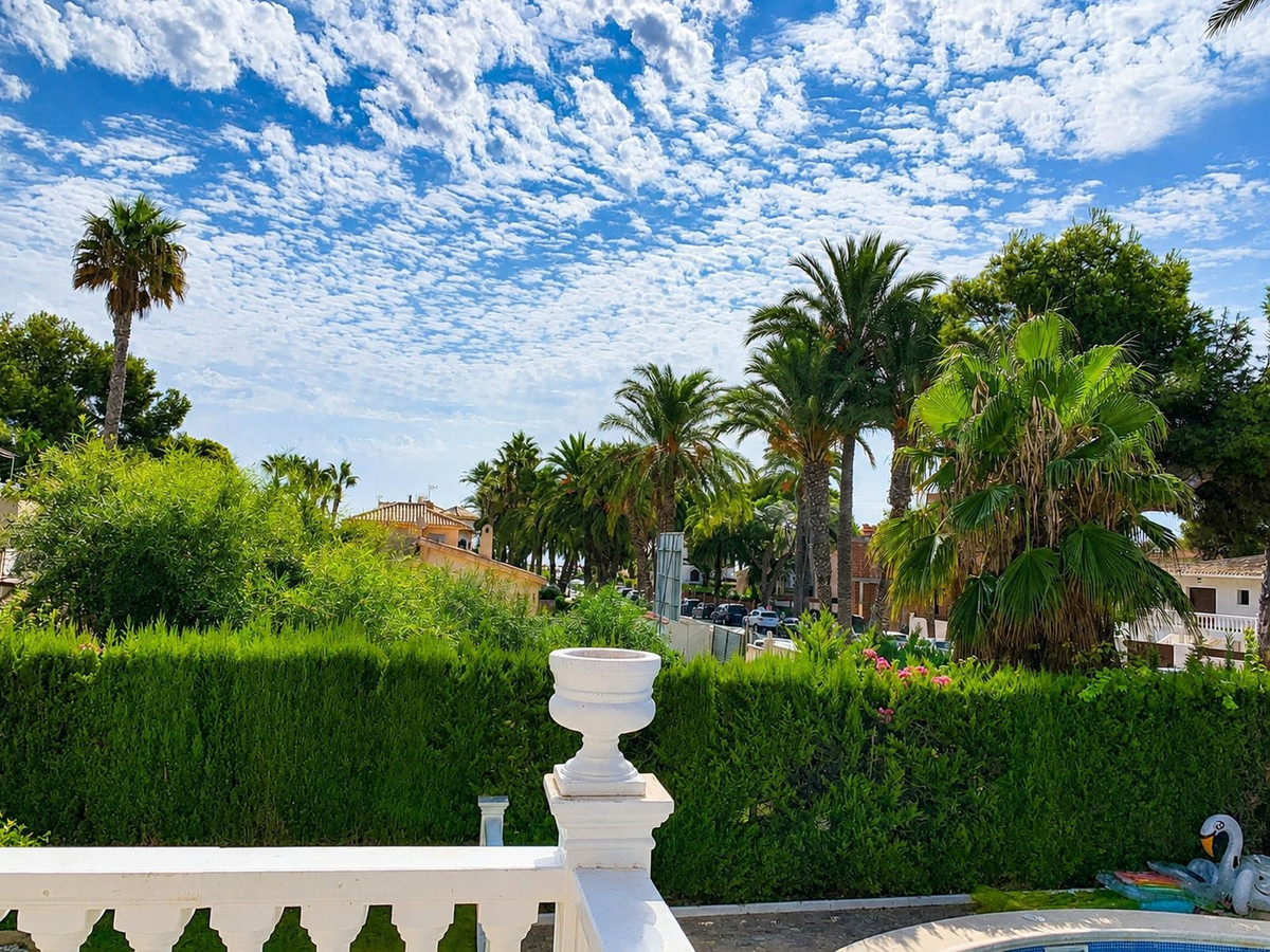 4 Bed Townhouse for sale in La Zenia Costa Blanca, Alicante, Spain