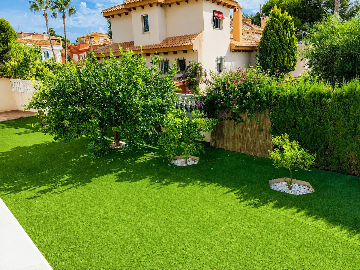 4 Bed Townhouse for sale in La Zenia Costa Blanca, Alicante, Spain