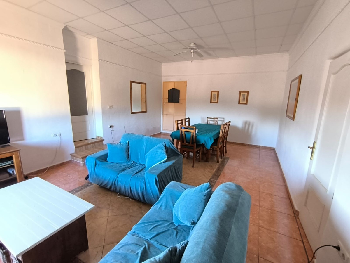Se vende Villa - Chalet de 4 dormitorios en Costa Blanca, Alicante, España