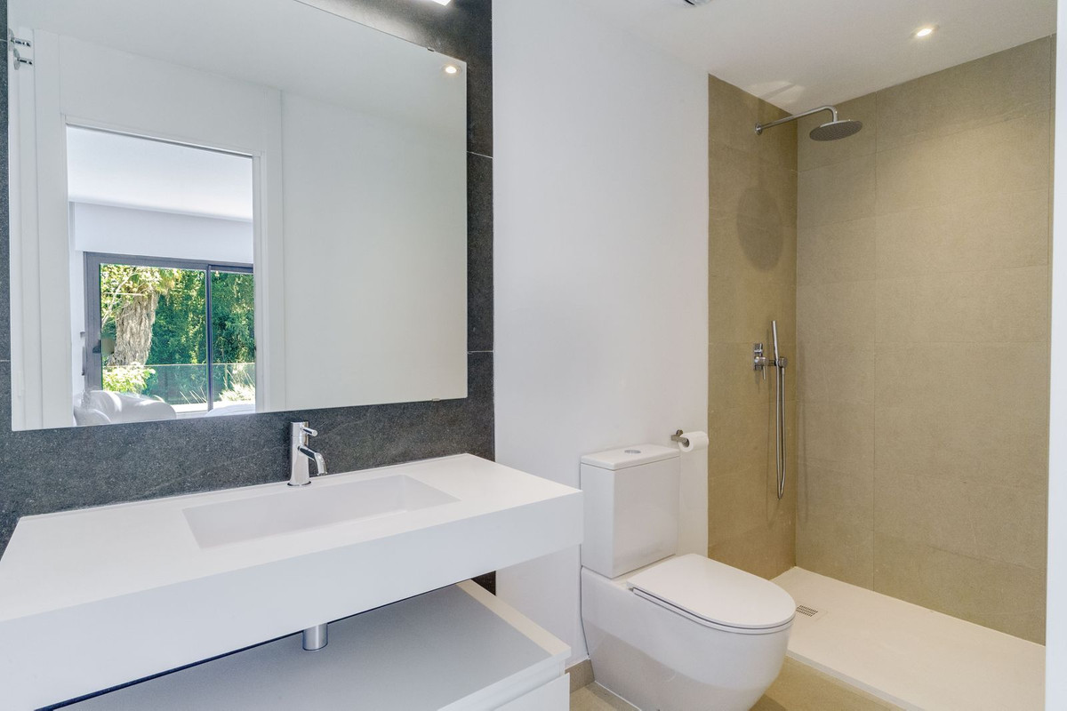 Se vende Pareada de 3 dormitorios en Costa Del Sol, Málaga, España