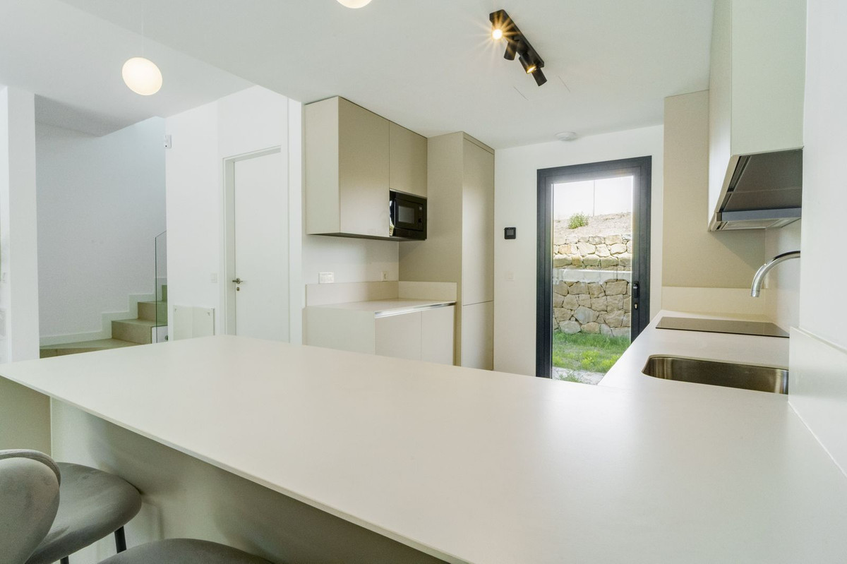 Se vende Pareada de 3 dormitorios en Costa Del Sol, Málaga, España