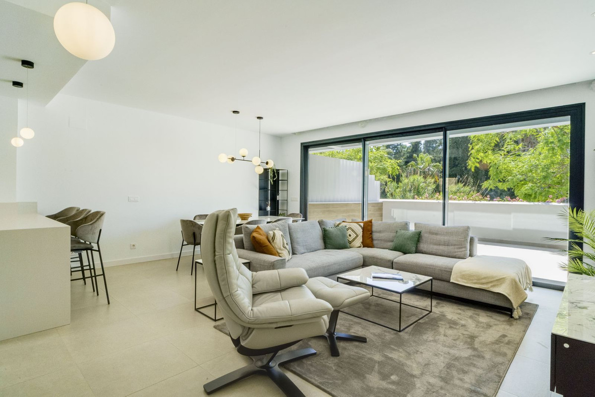 Se vende Pareada de 3 dormitorios en Costa Del Sol, Málaga, España