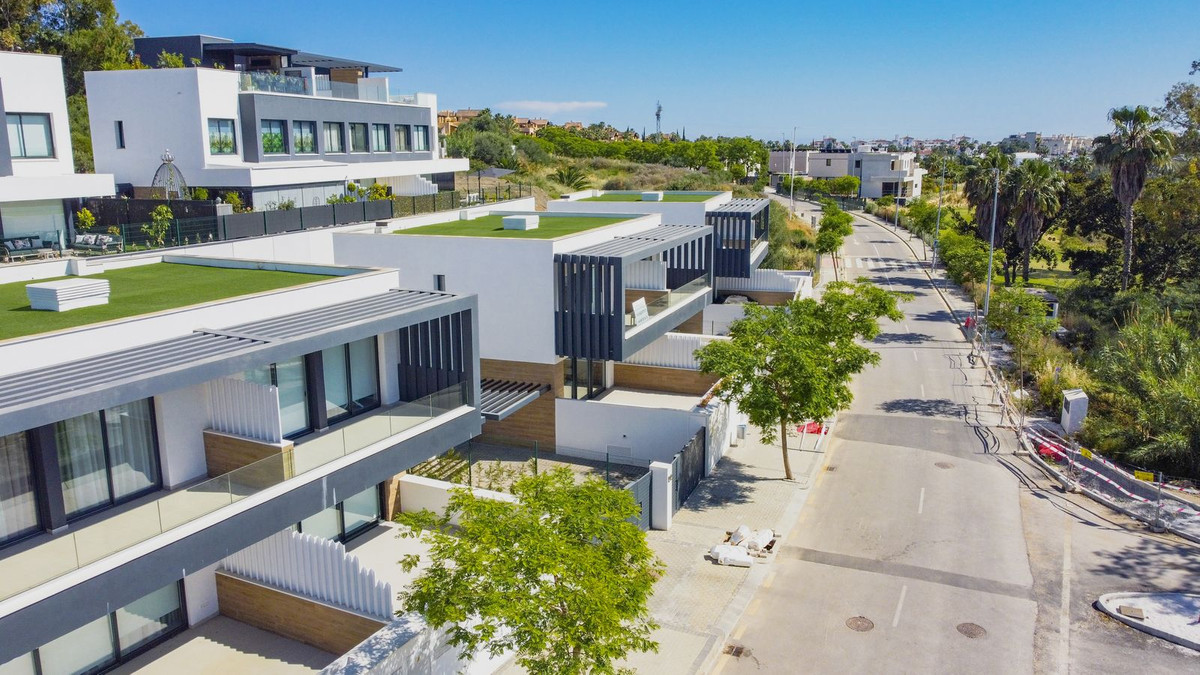 Se vende Pareada de 3 dormitorios en Costa Del Sol, Málaga, España