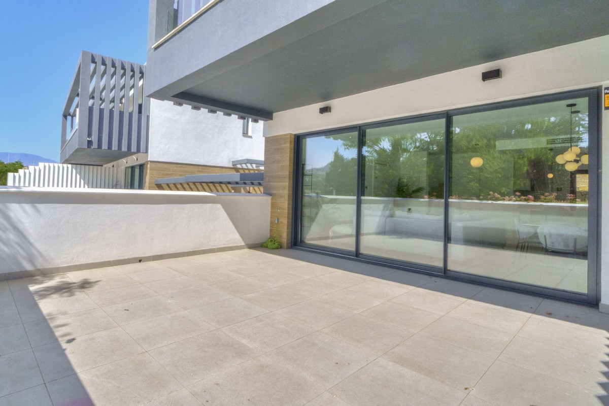 Se vende Pareada de 3 dormitorios en Costa Del Sol, Málaga, España