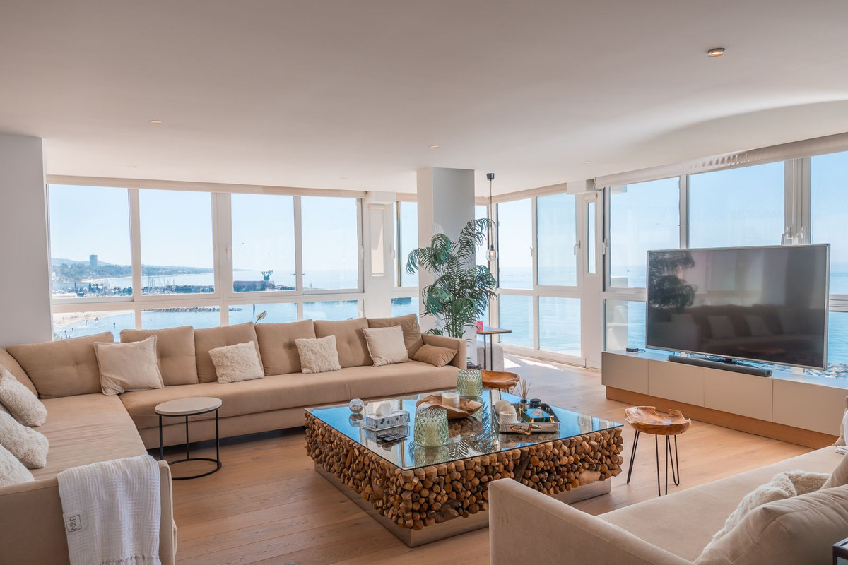 4 Bed Apartment for sale in Marbella Costa Del Sol, Málaga, Spain
