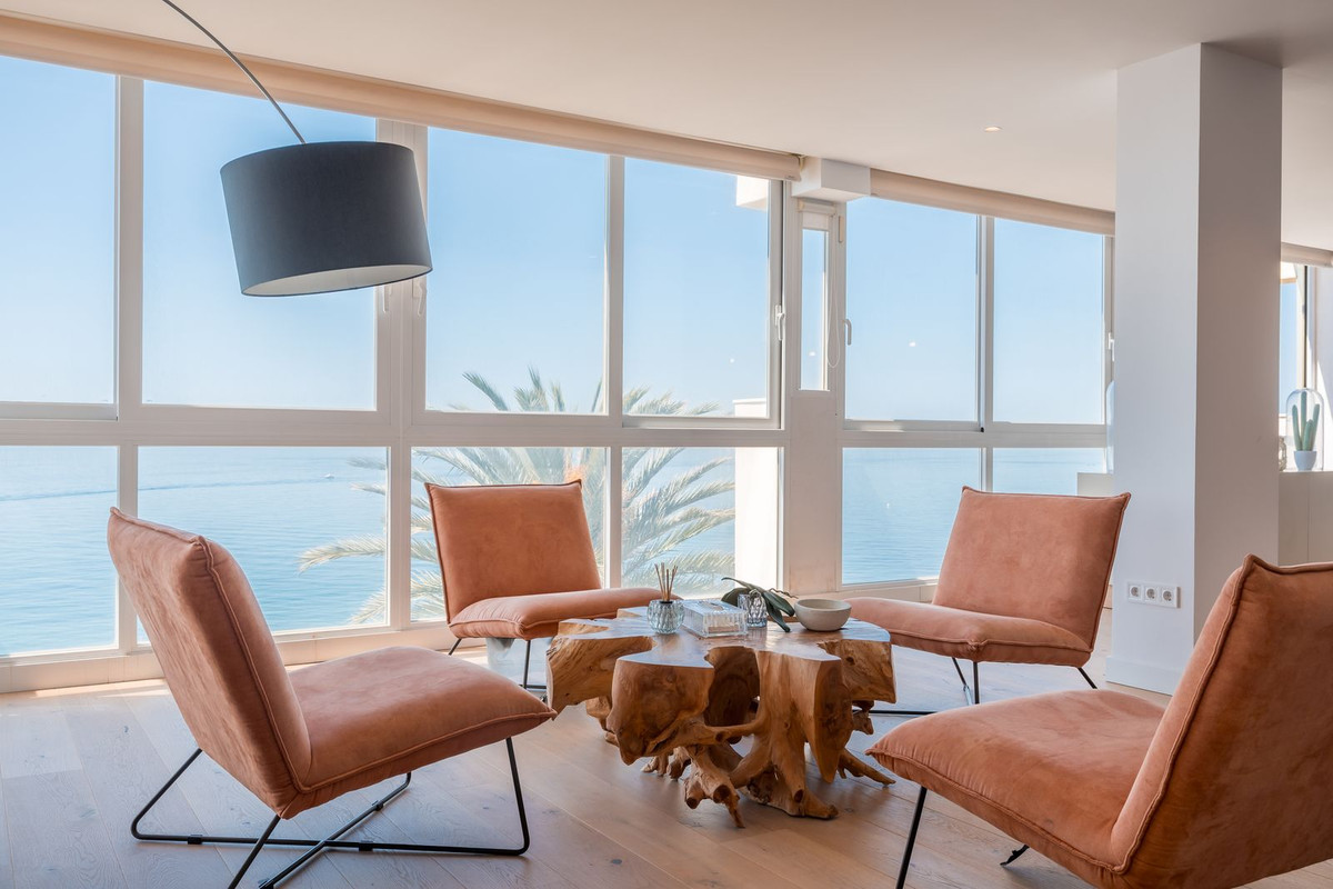 4 Bed Apartment for sale in Marbella Costa Del Sol, Málaga, Spain