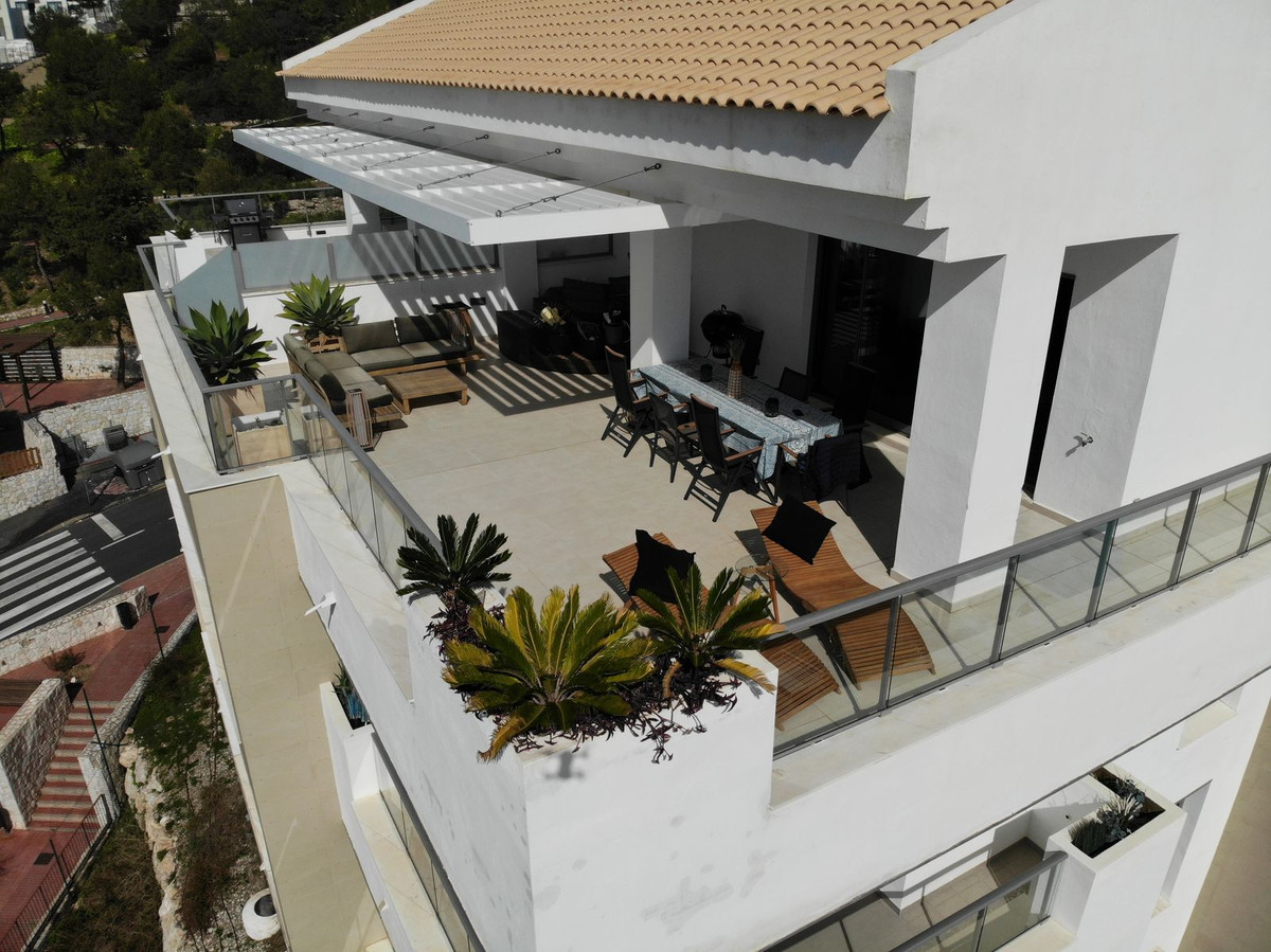 4 Bed Apartment for sale in Benalmadena Costa Del Sol, Málaga, Spain