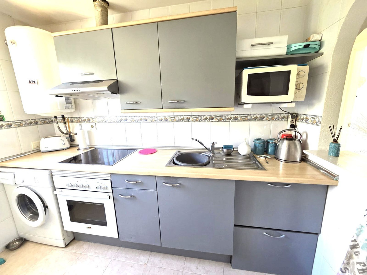 3 Bed Apartment for sale in Miraflores Costa Del Sol, Málaga, Spain