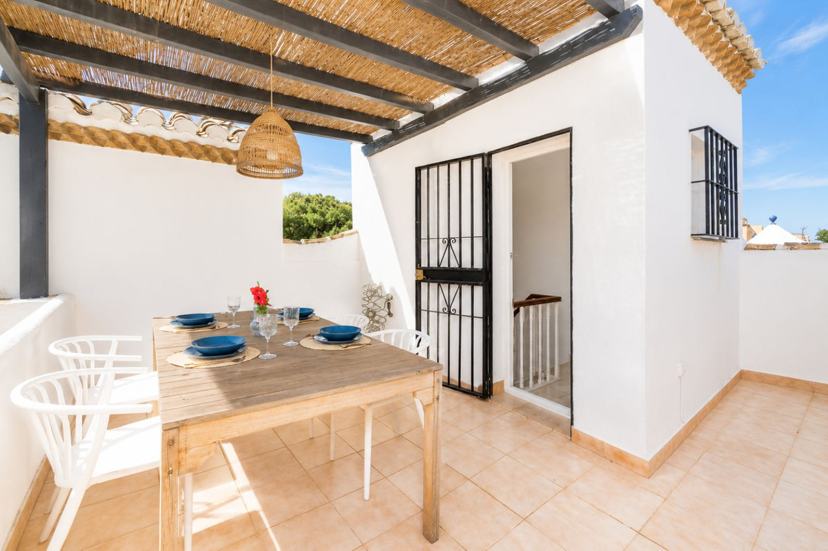Se vende Adosada de 2 dormitorios en Costa Del Sol, Málaga, España