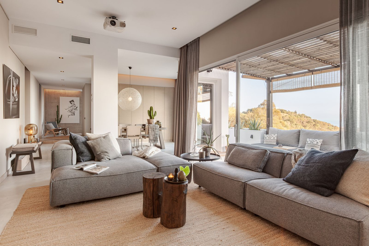 2 Bed Apartment for sale in Elviria Costa Del Sol, Málaga, Spain