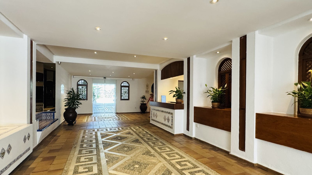 Se vende Apartamento Planta Media de 2 dormitorios en Costa Del Sol, Málaga, España