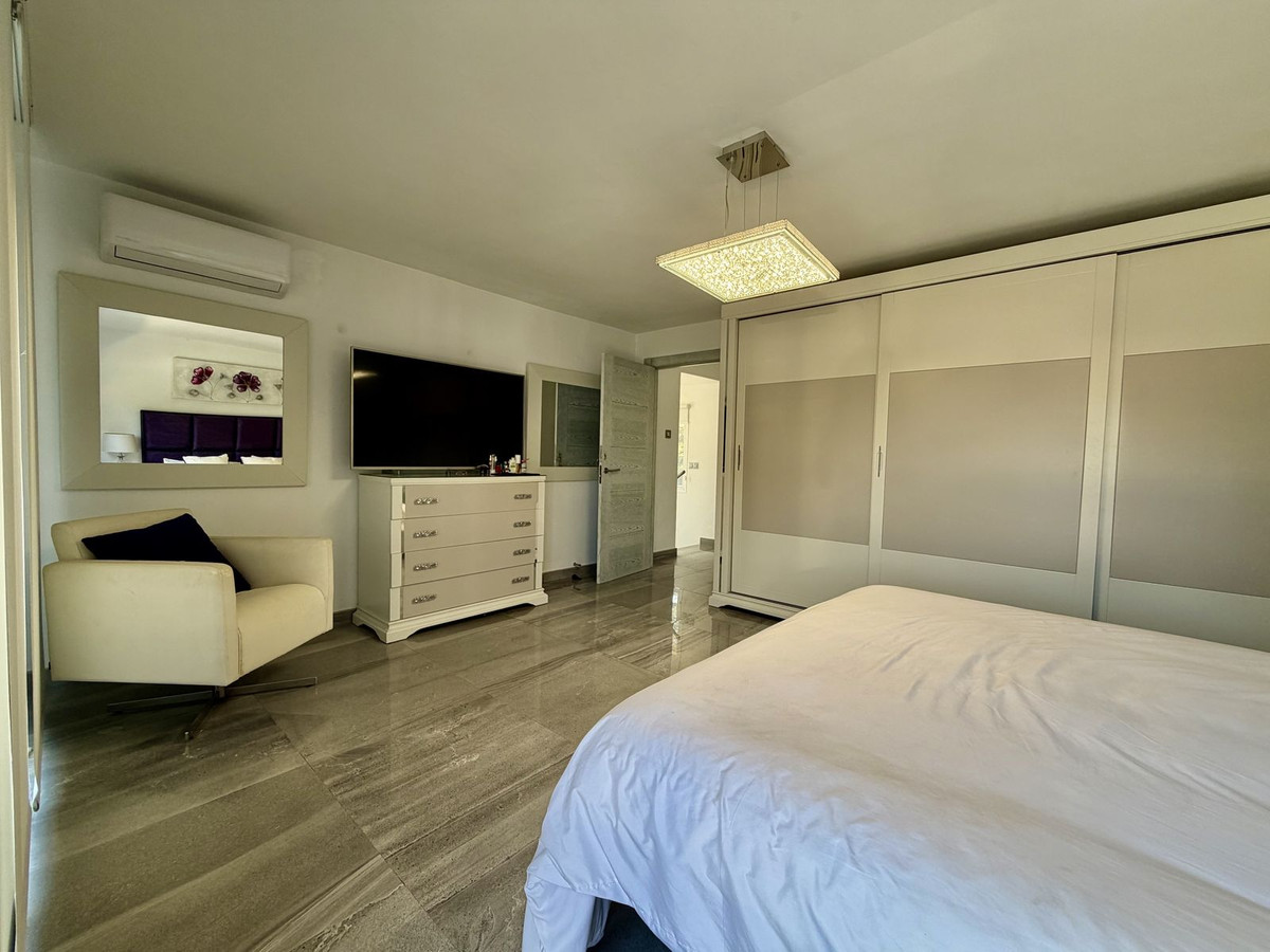 4 Bed Townhouse for sale in Cabopino Costa Del Sol, Málaga, Spain