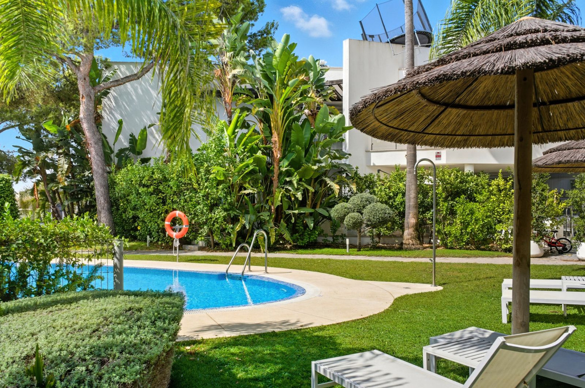 4 Bed Townhouse for sale in Sierra Blanca Costa Del Sol, Málaga, Spain