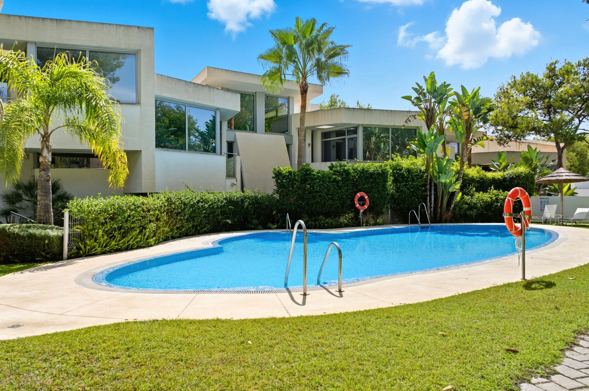 4 Bed Townhouse for sale in Sierra Blanca Costa Del Sol, Málaga, Spain