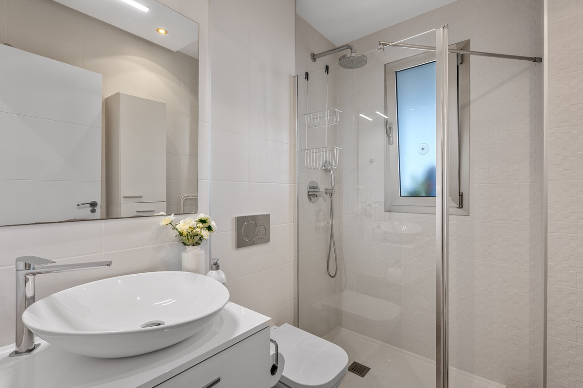 2 Bed Apartment for sale in Los Dolses Costa Blanca, Alicante, Spain