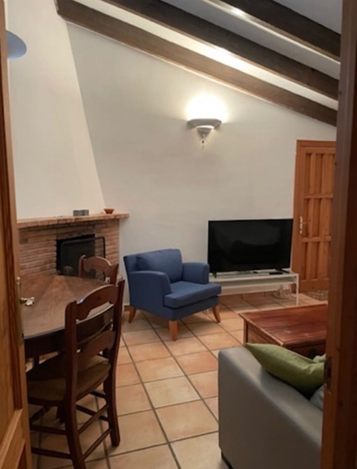 8 Bed Townhouse for sale in Benahavís Costa Del Sol, Málaga, Spain