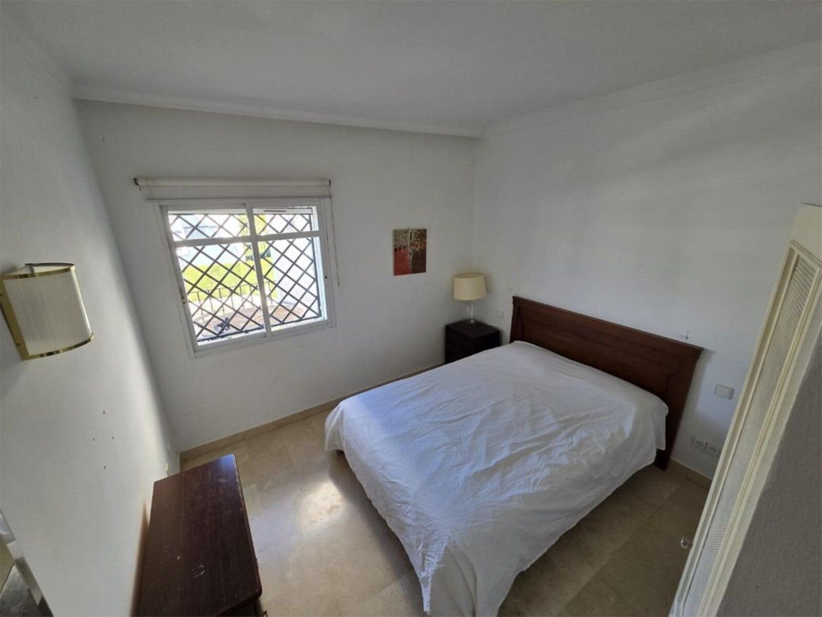 2 Bed Apartment for sale in Nueva Andalucía Costa Del Sol, Málaga, Spain
