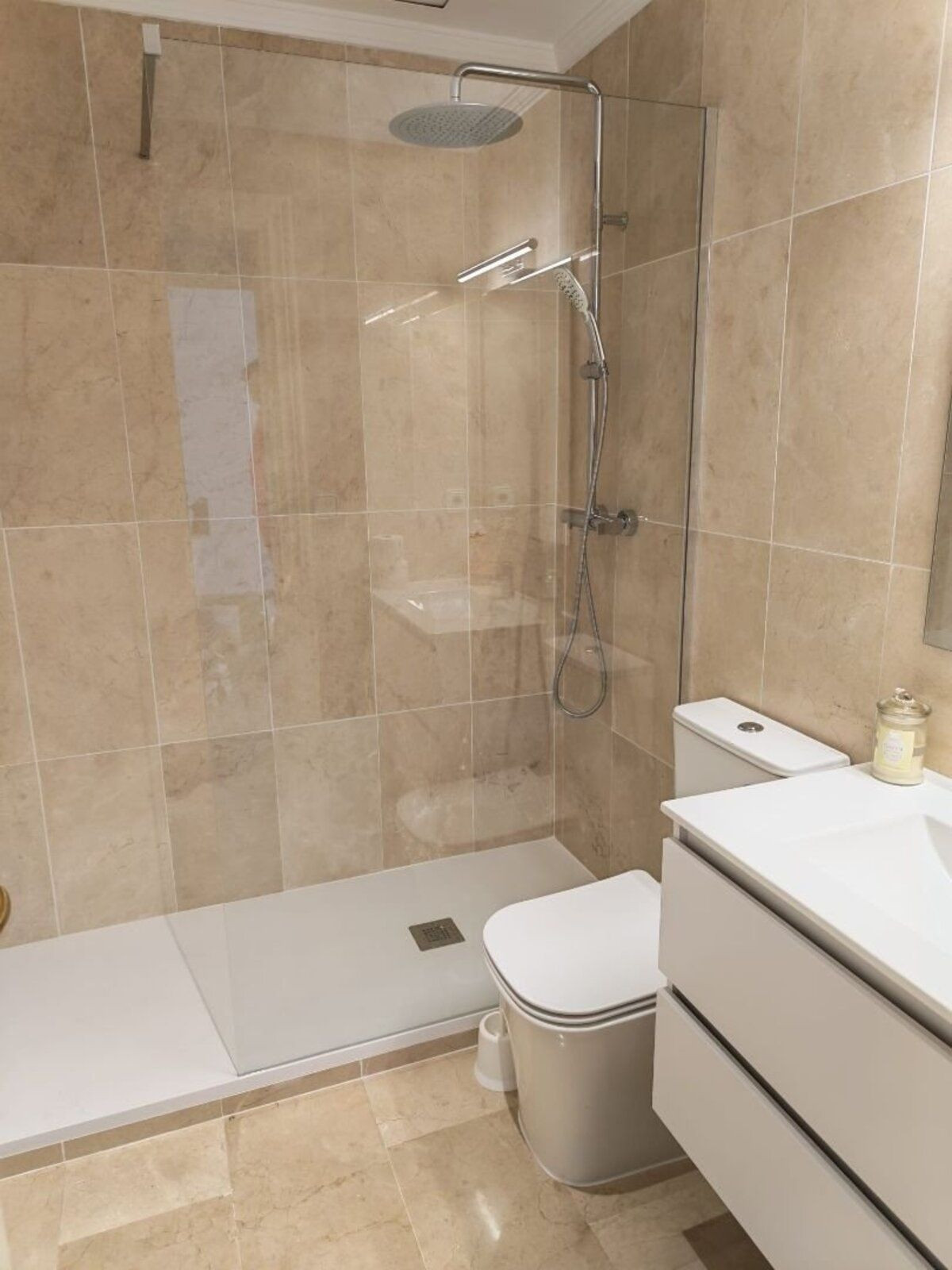 2 Bed Apartment for sale in Nueva Andalucía Costa Del Sol, Málaga, Spain