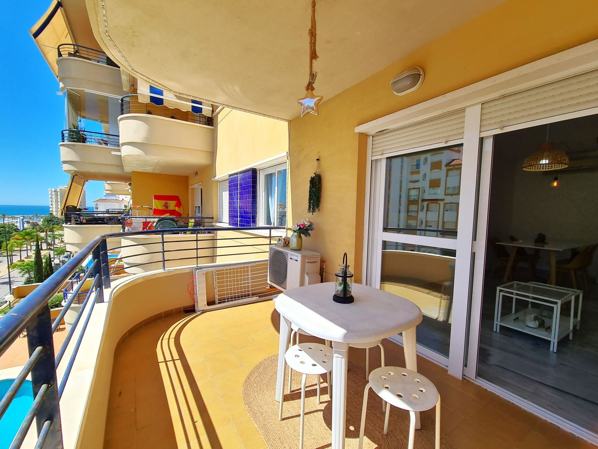 2 Bed Apartment for sale in Estepona Costa Del Sol, Málaga, Spain
