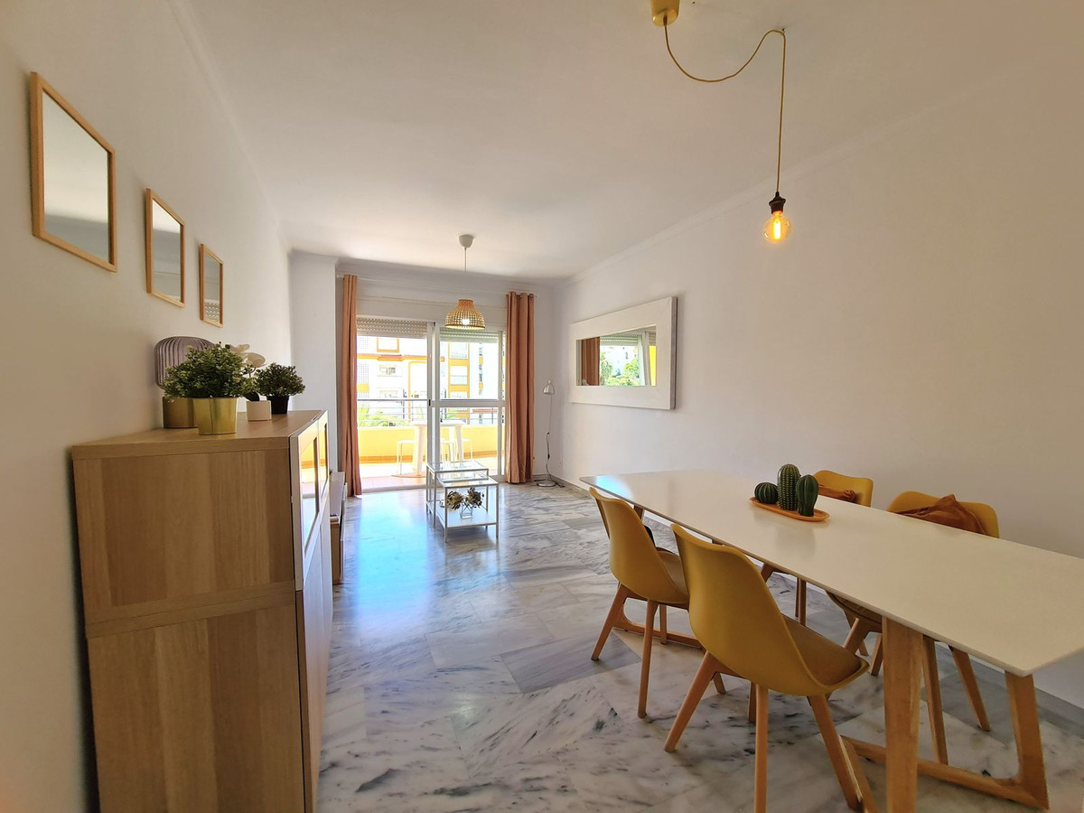 2 Bed Apartment for sale in Estepona Costa Del Sol, Málaga, Spain
