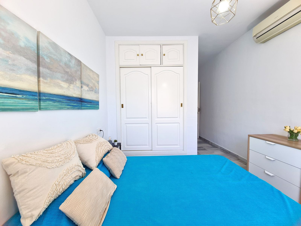 2 Bed Apartment for sale in Estepona Costa Del Sol, Málaga, Spain
