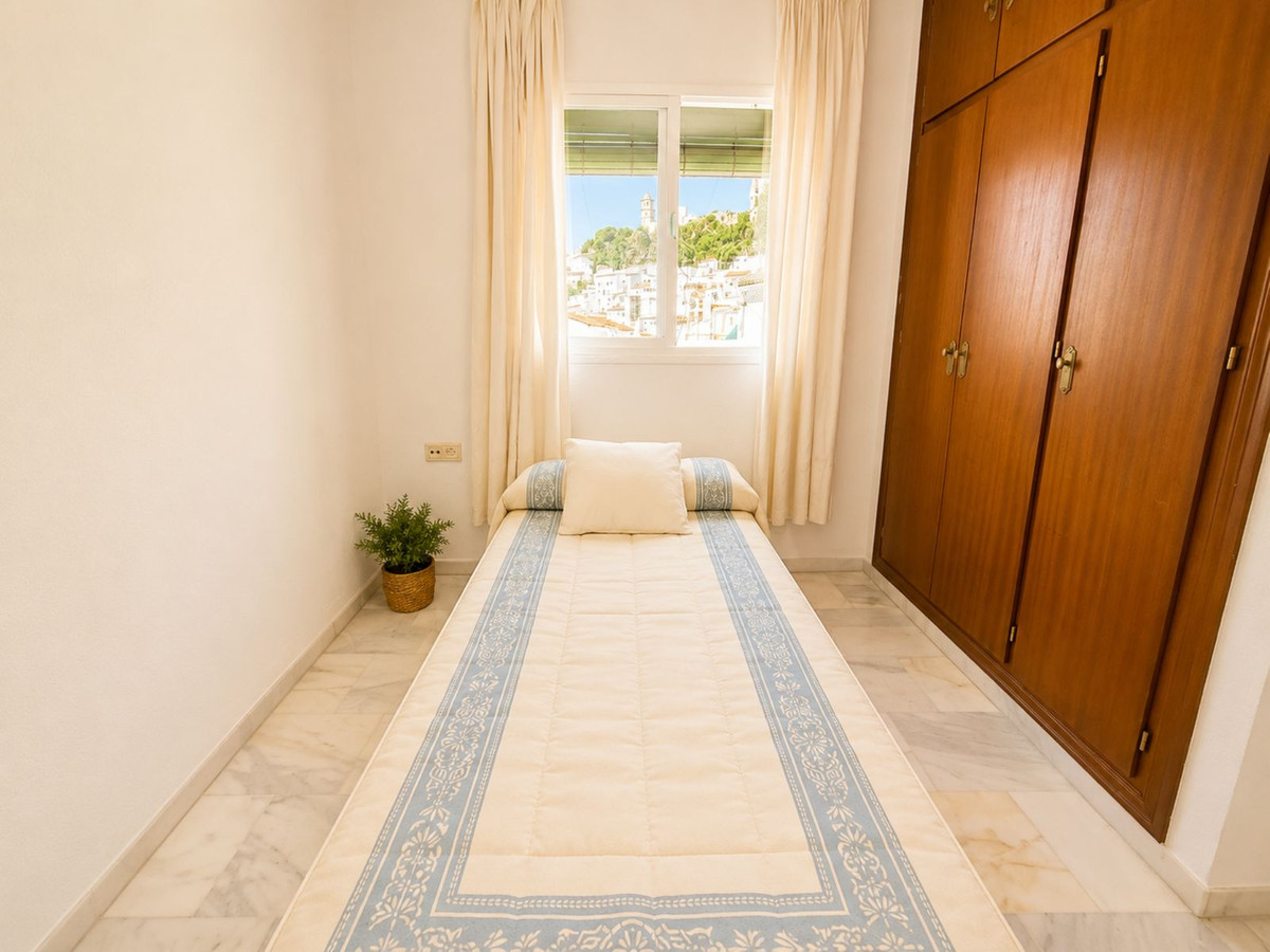 Se vende Villa - Chalet de 3 dormitorios en Costa Del Sol, Málaga, España