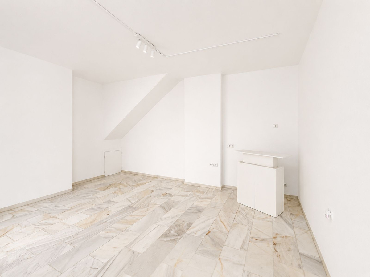 Se vende Villa - Chalet de 3 dormitorios en Costa Del Sol, Málaga, España
