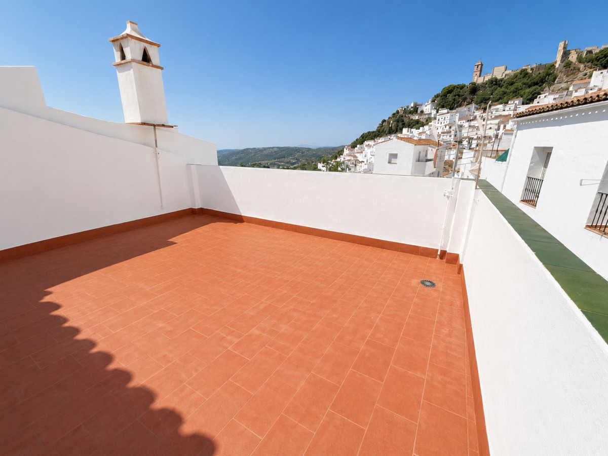 Se vende Villa - Chalet de 3 dormitorios en Costa Del Sol, Málaga, España