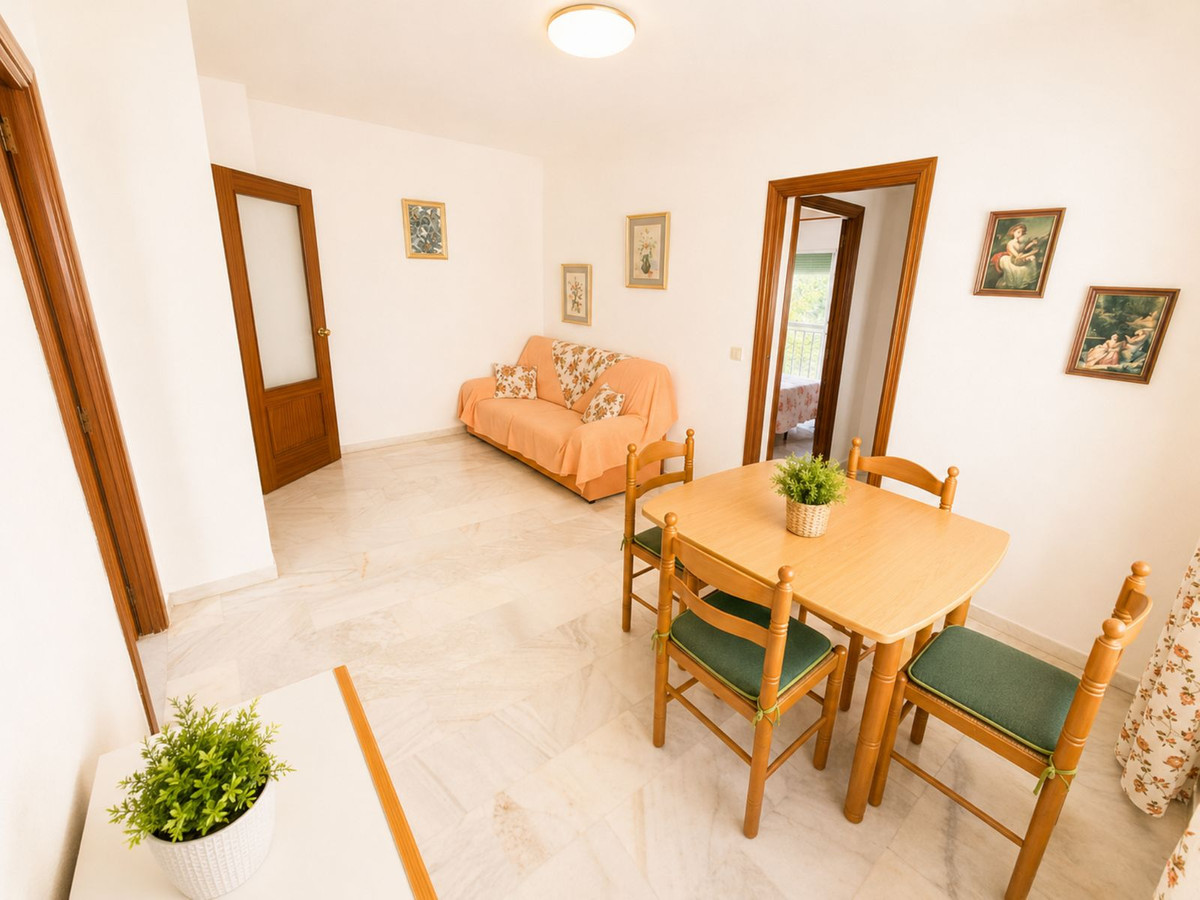 Se vende Villa - Chalet de 3 dormitorios en Costa Del Sol, Málaga, España