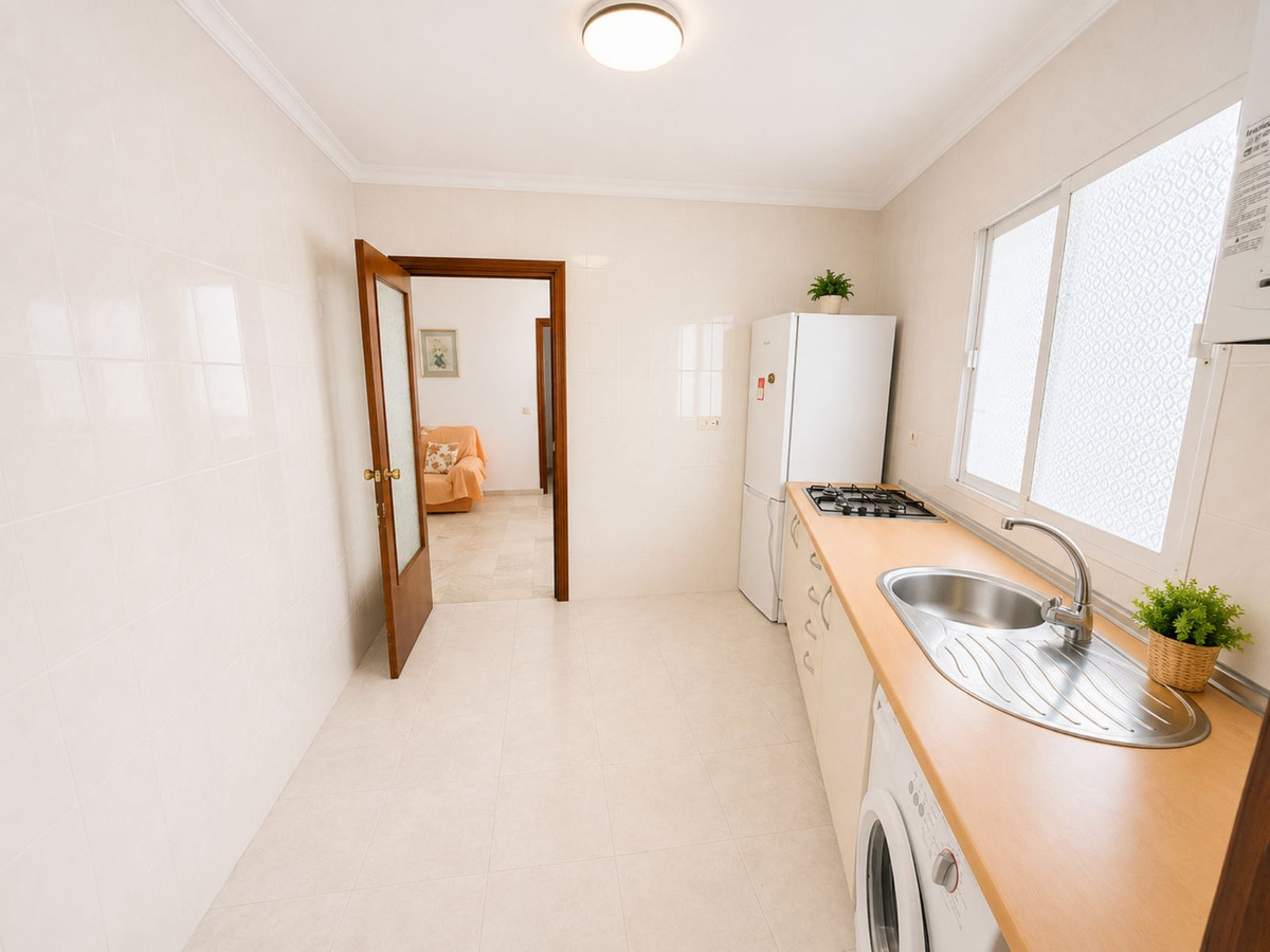 Se vende Villa - Chalet de 3 dormitorios en Costa Del Sol, Málaga, España