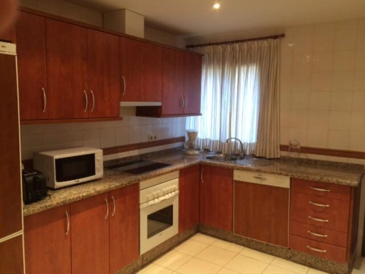 2 Bed Apartment for sale in Nueva Andalucía Costa Del Sol, Málaga, Spain