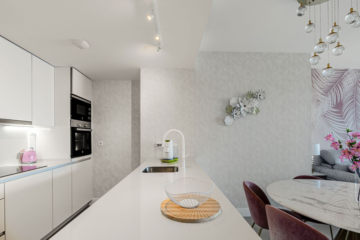 3 Bed Apartment for sale in Manilva Costa Del Sol, Málaga, Spain