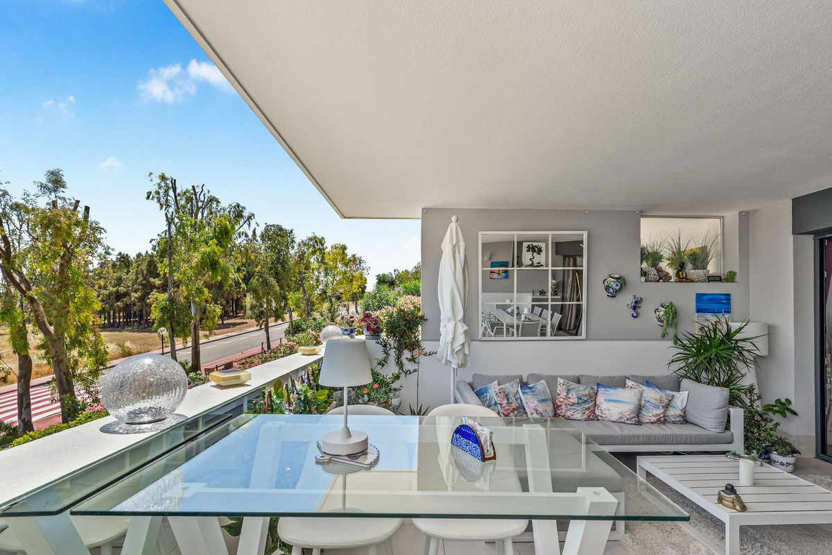 3 Bed Apartment for sale in Manilva Costa Del Sol, Málaga, Spain