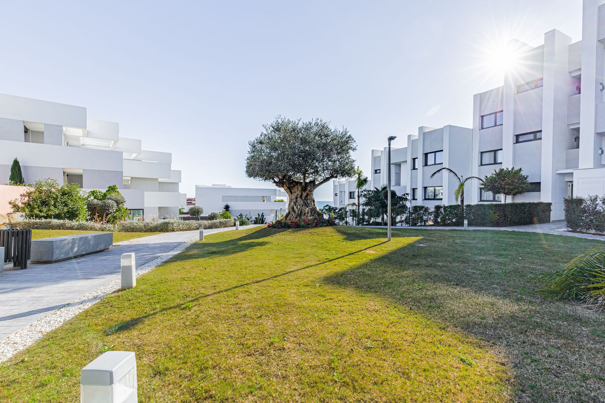3 Bed Apartment for sale in Manilva Costa Del Sol, Málaga, Spain