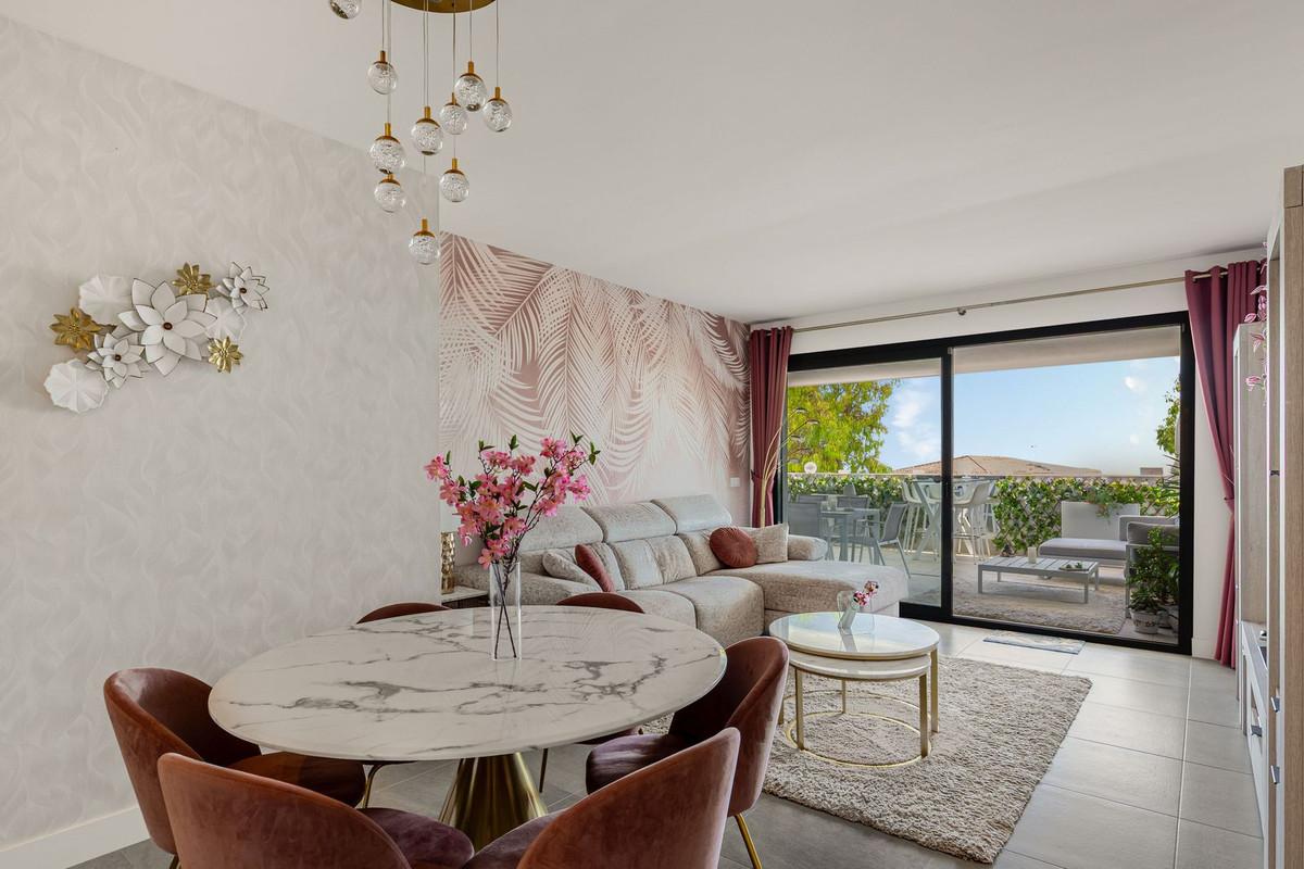 3 Bed Apartment for sale in Manilva Costa Del Sol, Málaga, Spain