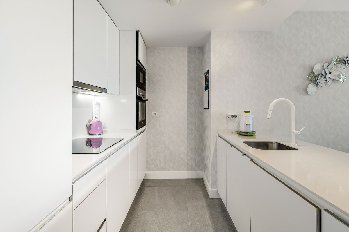 3 Bed Apartment for sale in Manilva Costa Del Sol, Málaga, Spain