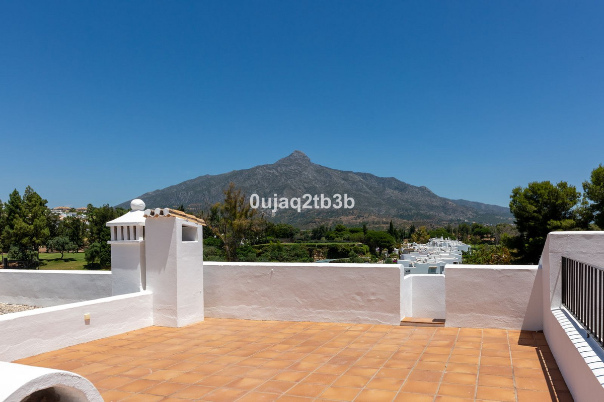 3 Bed Townhouse for sale in Aloha Costa Del Sol, Málaga, Spain