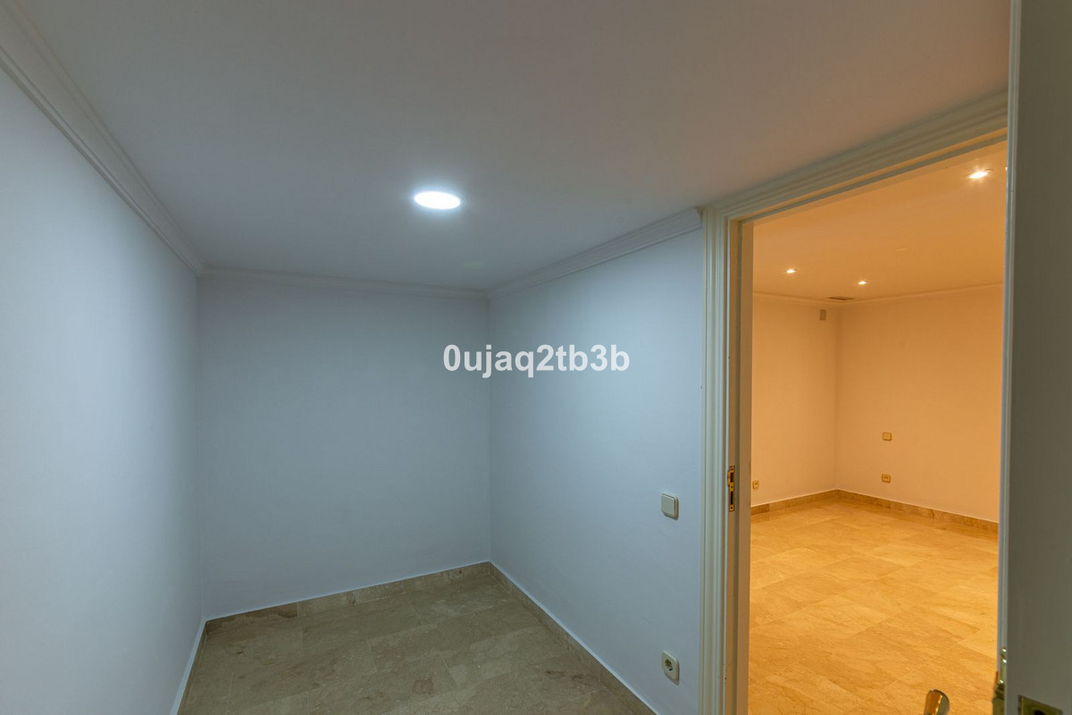3 Bed Townhouse for sale in Aloha Costa Del Sol, Málaga, Spain