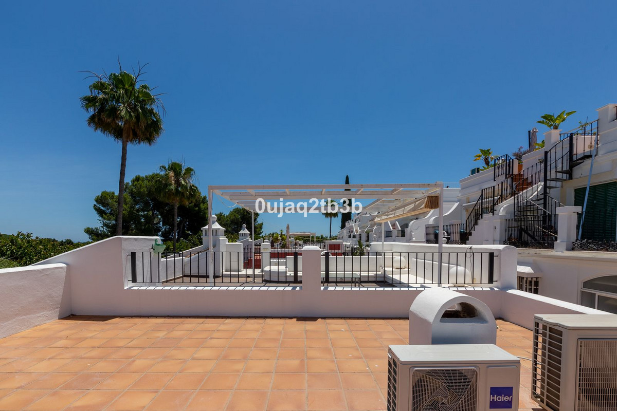 3 Bed Townhouse for sale in Aloha Costa Del Sol, Málaga, Spain