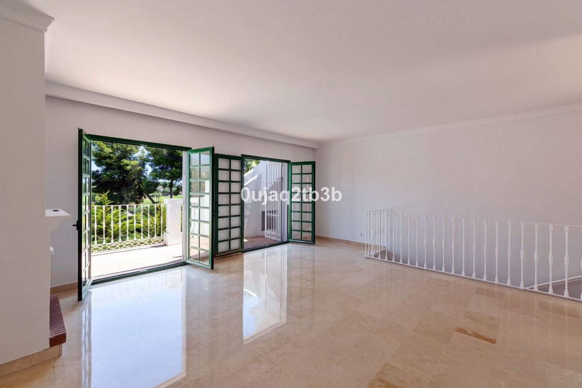 3 Bed Townhouse for sale in Aloha Costa Del Sol, Málaga, Spain