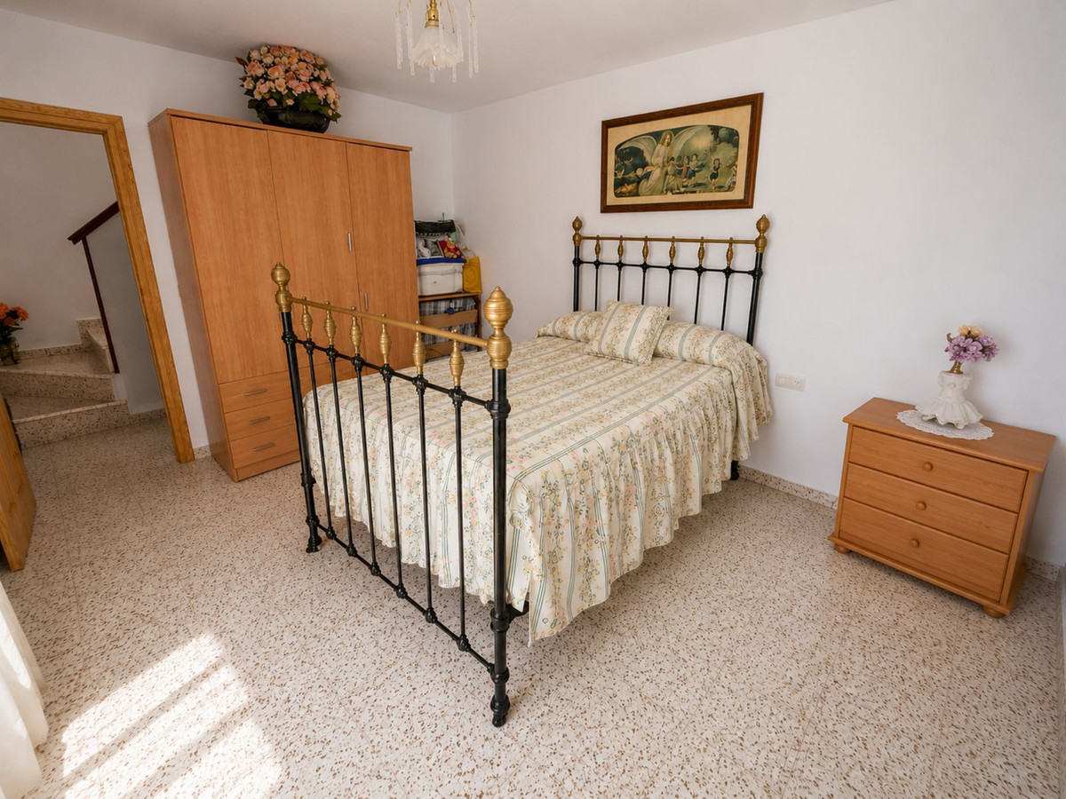 Se vende Villa - Chalet de 3 dormitorios en Costa Del Sol, Málaga, España